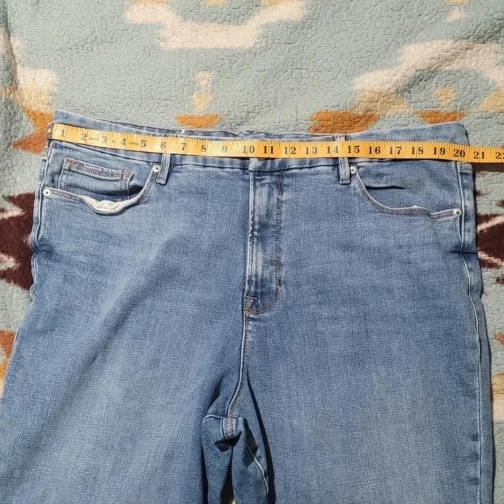 Good American Good Leg high rise indigo205 distressed pockets straight jeans - Picture 12 of 13